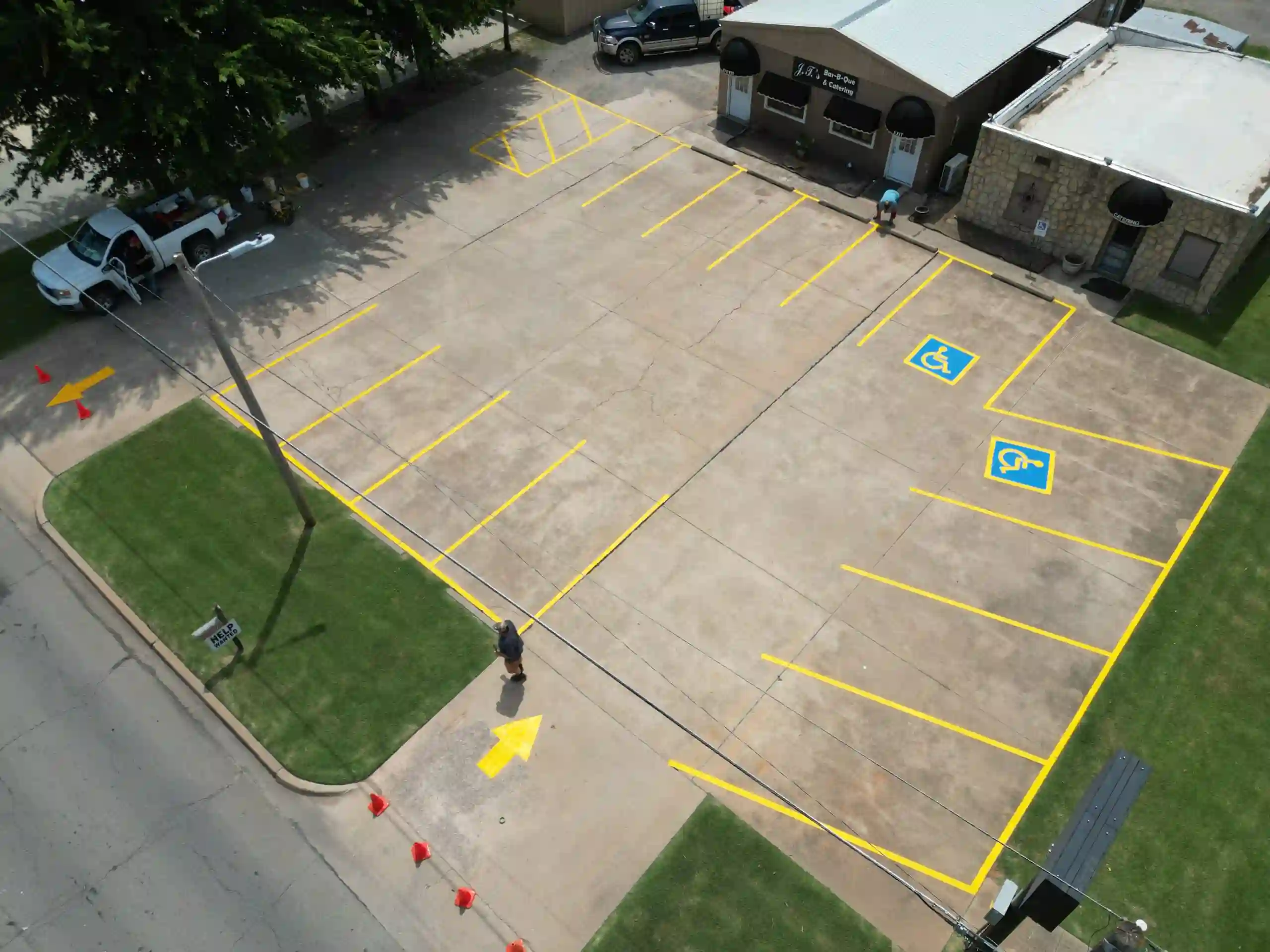 Parking Lot Striping for Shopping Centers Jackson MS: Cost and Benefits